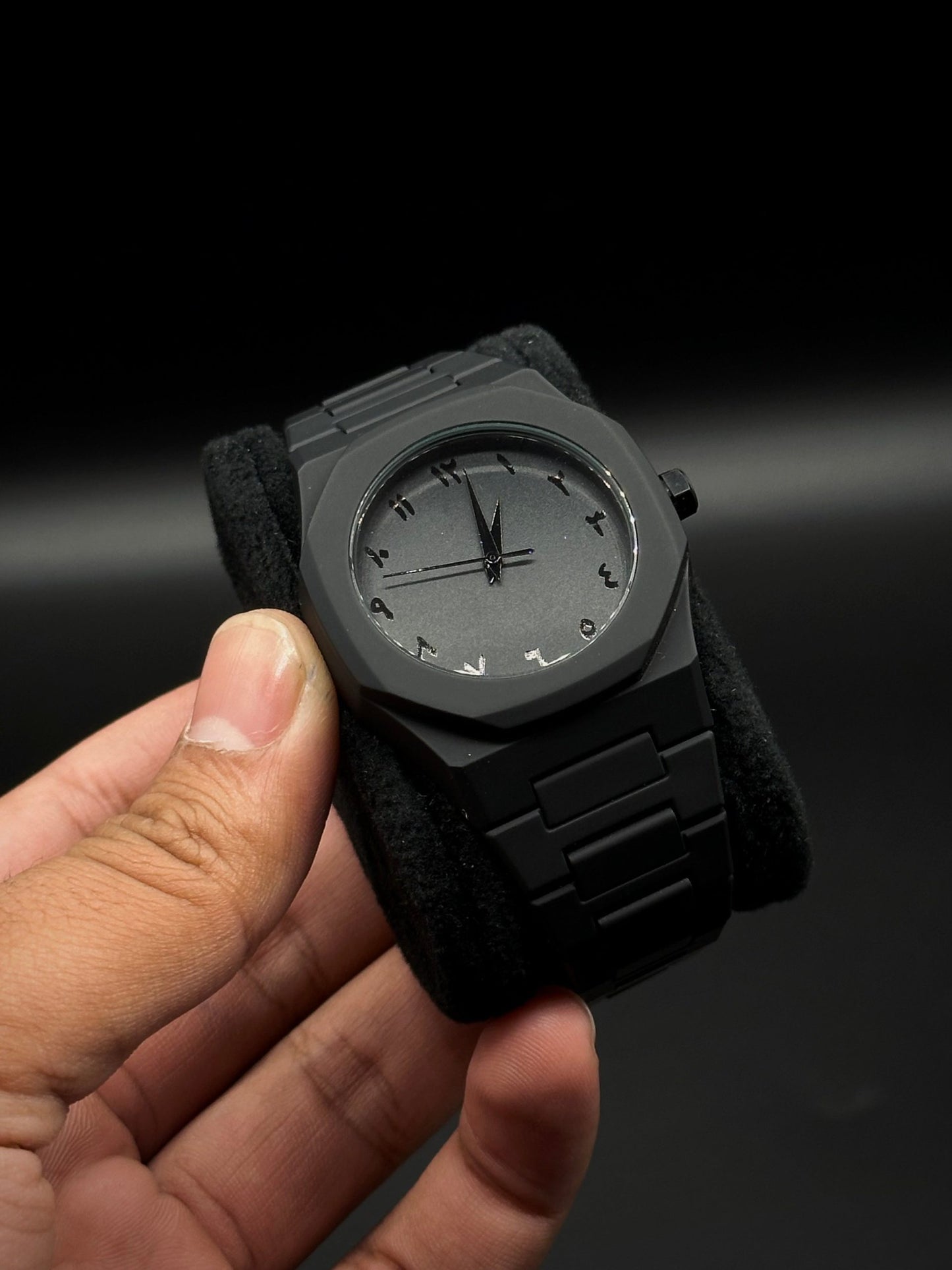 Black Aura Quartz Watch – Lightweight Design, Arabic Dial Full Black Aura Wrist Watch